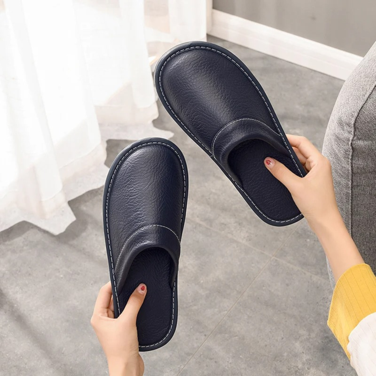 The Shaftesbury Men’s Soft Leather Indoor House Shoes