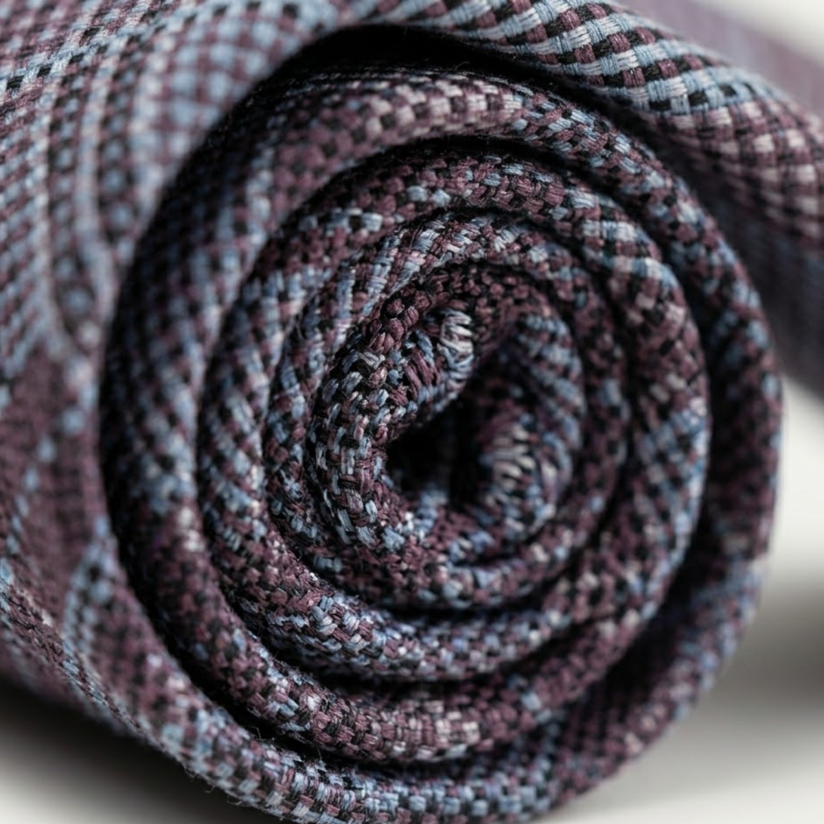 The Monterosso Men’s Luxury Silk Neck Tie - Marroon