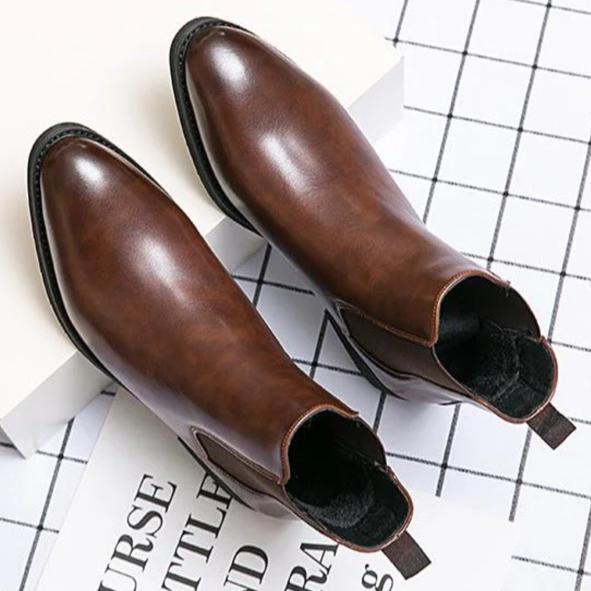 The Ivrea Men's Leather Chelsea Boots