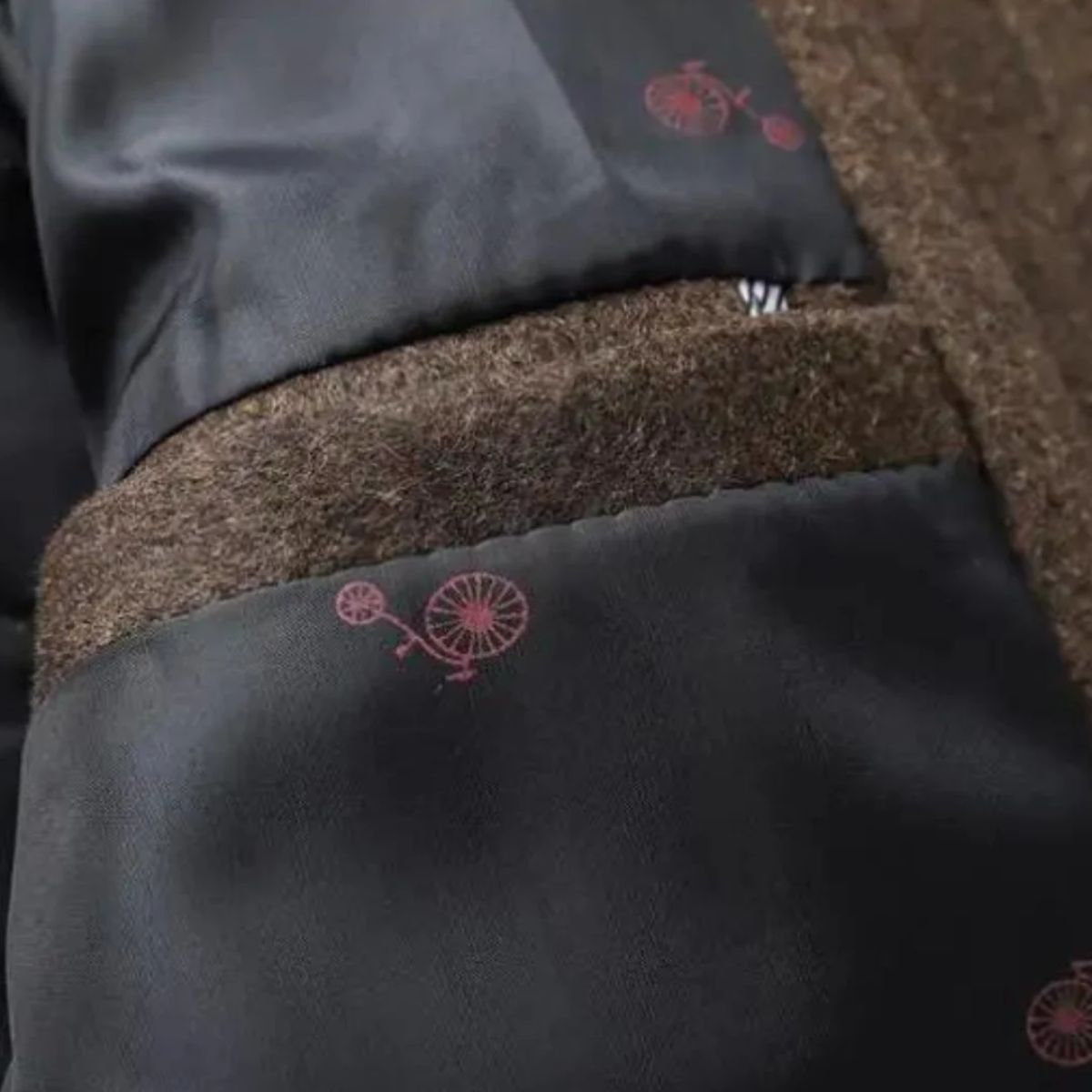 The Highlander Men’s Premium Wool Winter Overcoat