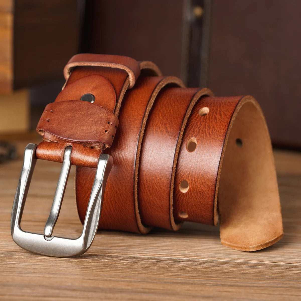 The Farnham Belt – Classic Cowhide Leather Hand Finished