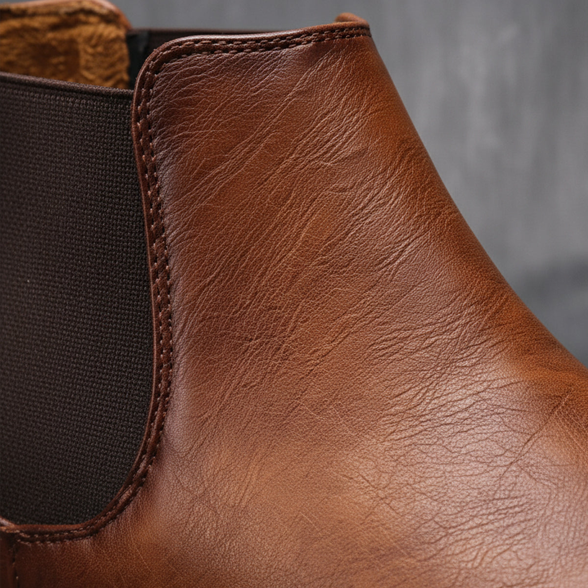 The Highlands Men's Durable Leather Chelsea Boots