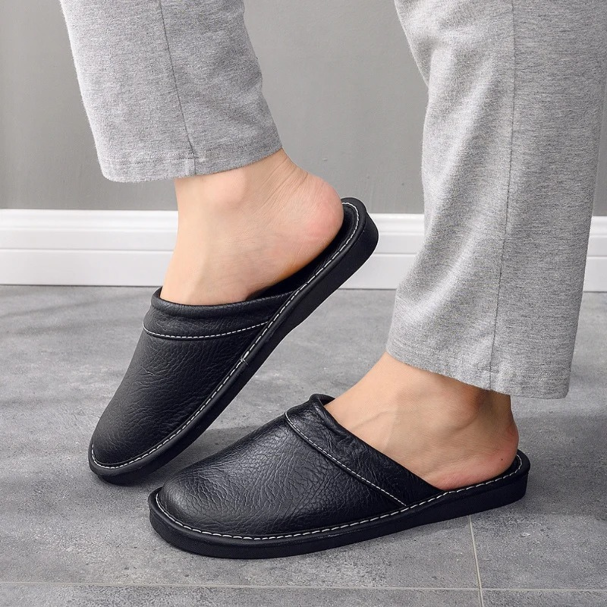 The Shaftesbury Men’s Soft Leather Indoor House Shoes