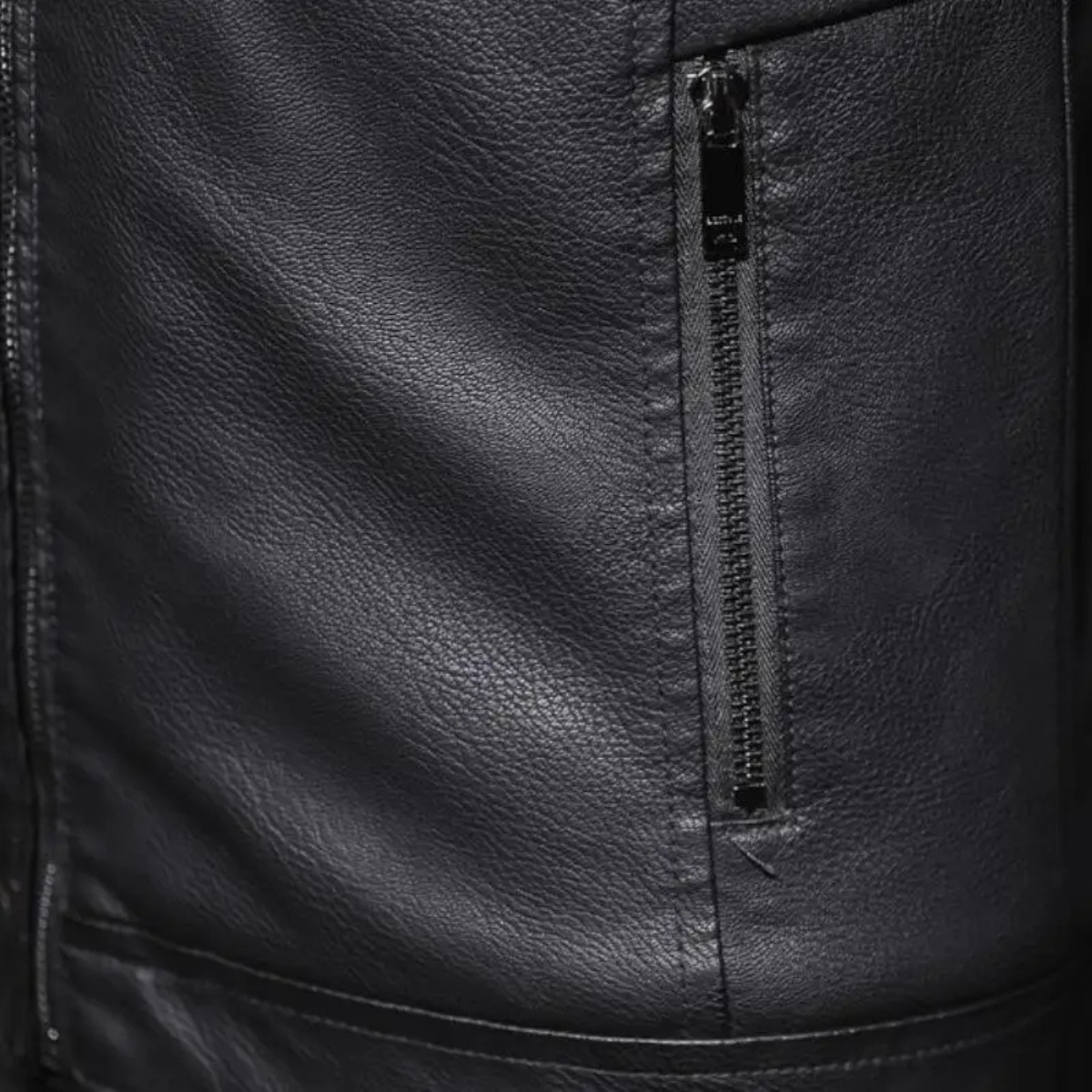The Menton Men’s Winter Fleece Lined Leather Shearling Jacket