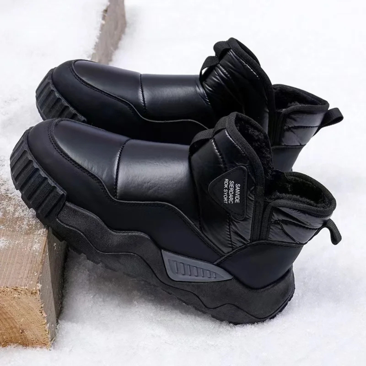 The Ironwood Hill Men’s Insulated Anti Slip Snow Boots