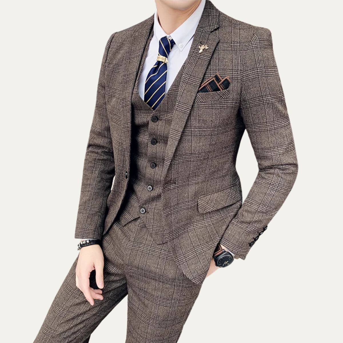 The Vigevano Men’s Plaid 3 Piece Suit – Blazer Vest and Pants Formal Set