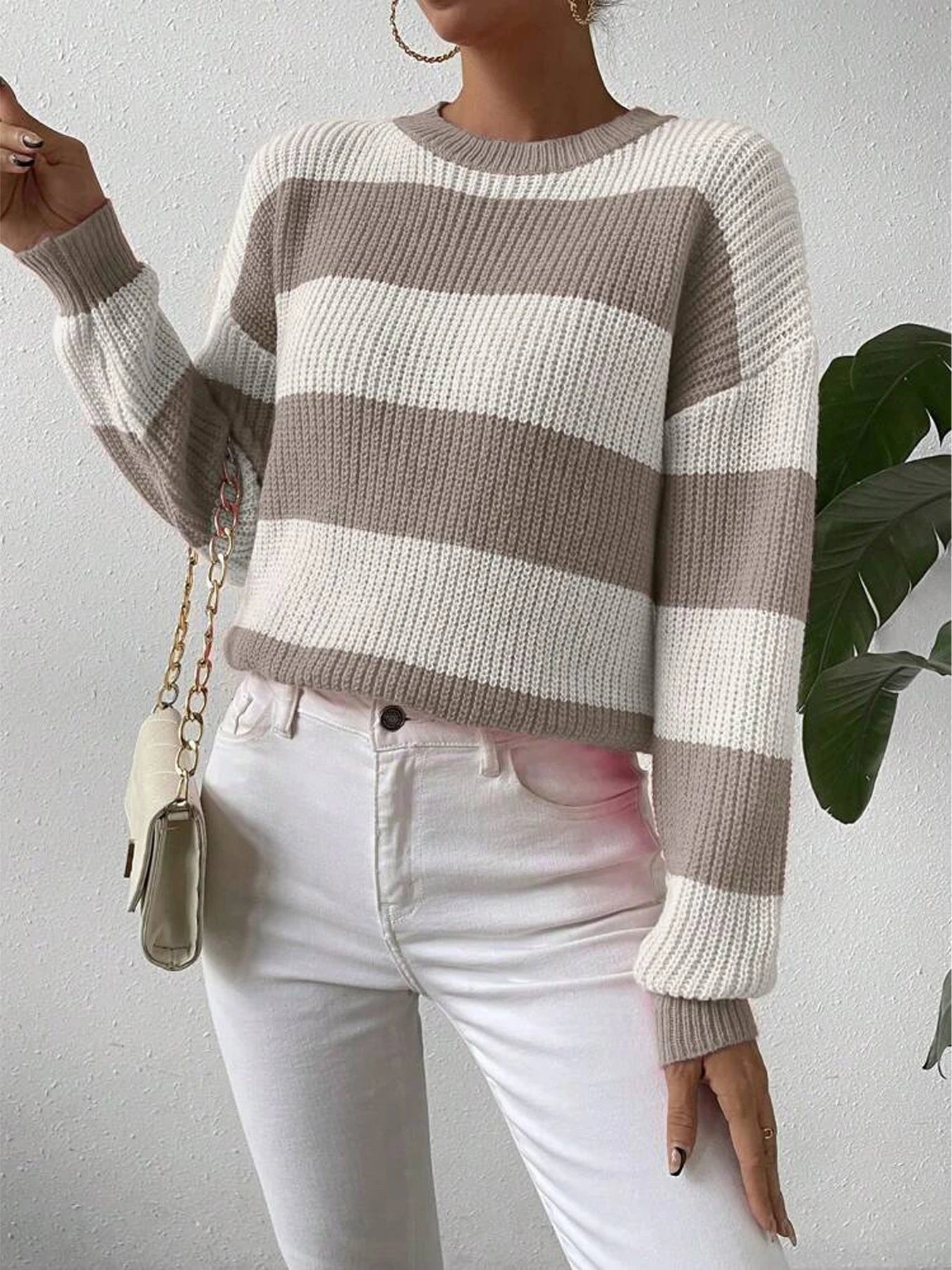 Women's Relaxed Fit Contrast Stripe Sweater