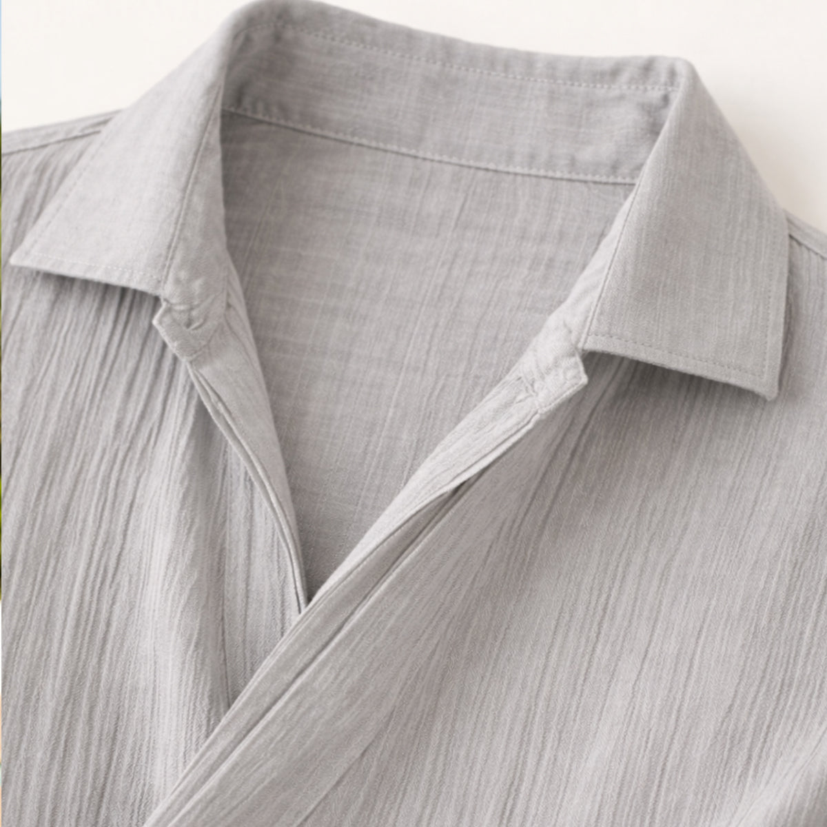 The Devonshire Men’s Slim Fit Business Dress Shirt – Gray