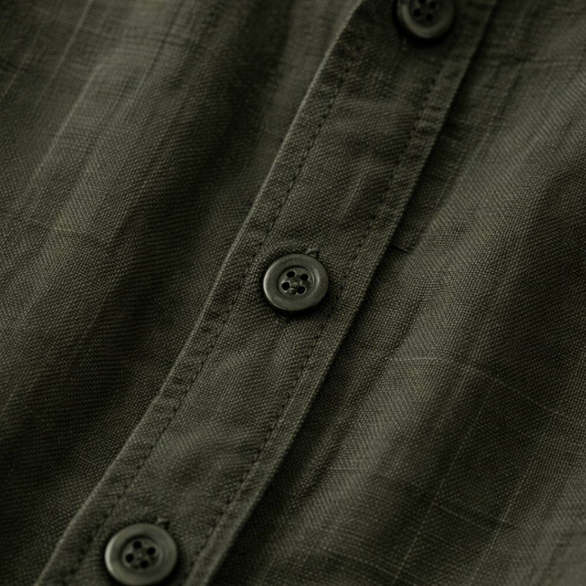 The Hallstatt Men’s Casual Lightweight Button Up Shirt