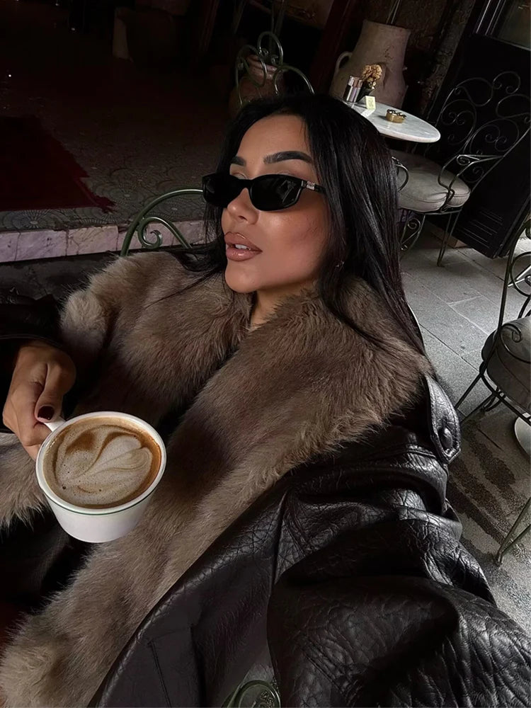 Women's Oversized Fur Collar Jacket — Black